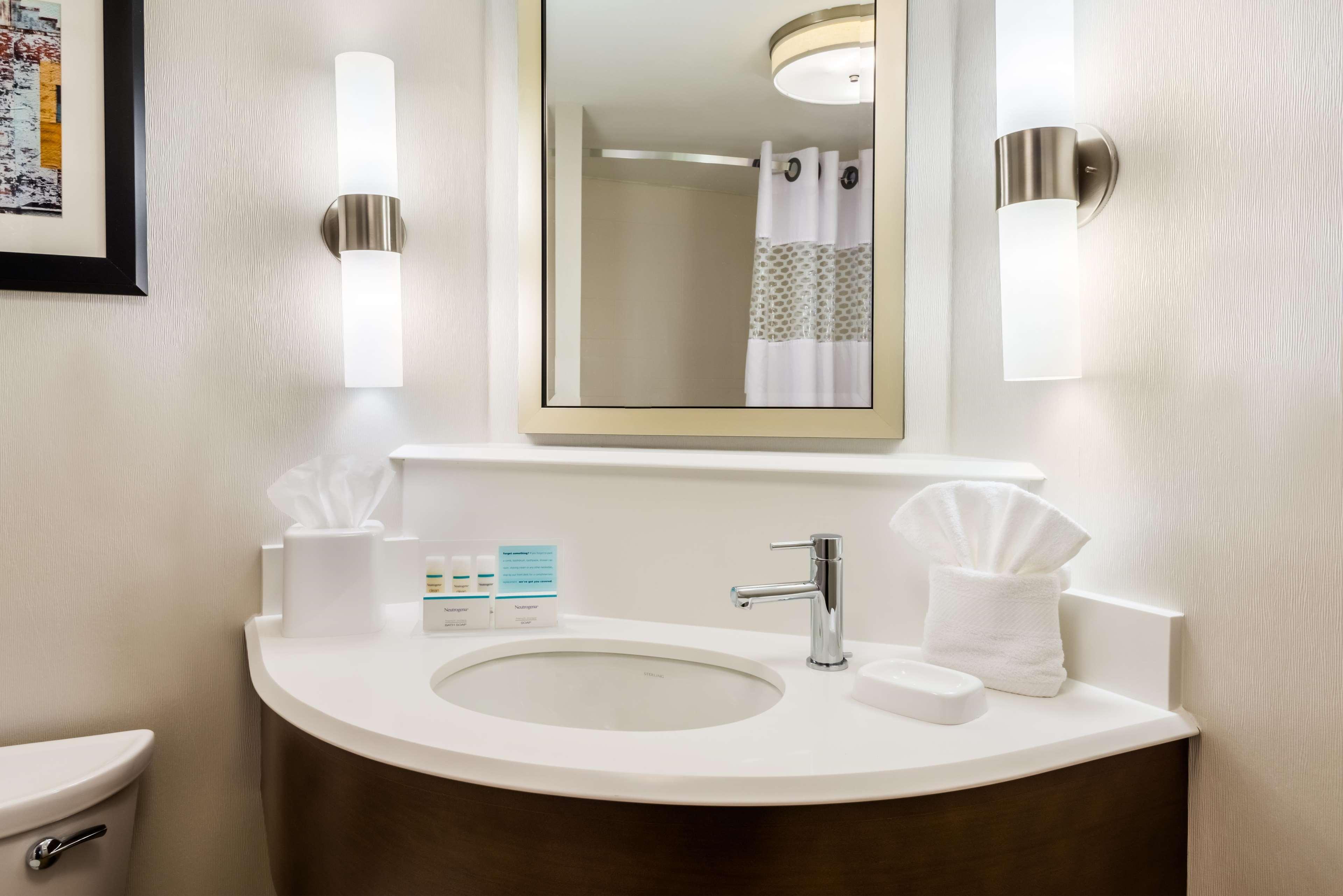 Hampton Inn Buffalo-Airport Galleria Mall Cheektowaga Zewnętrze zdjęcie
