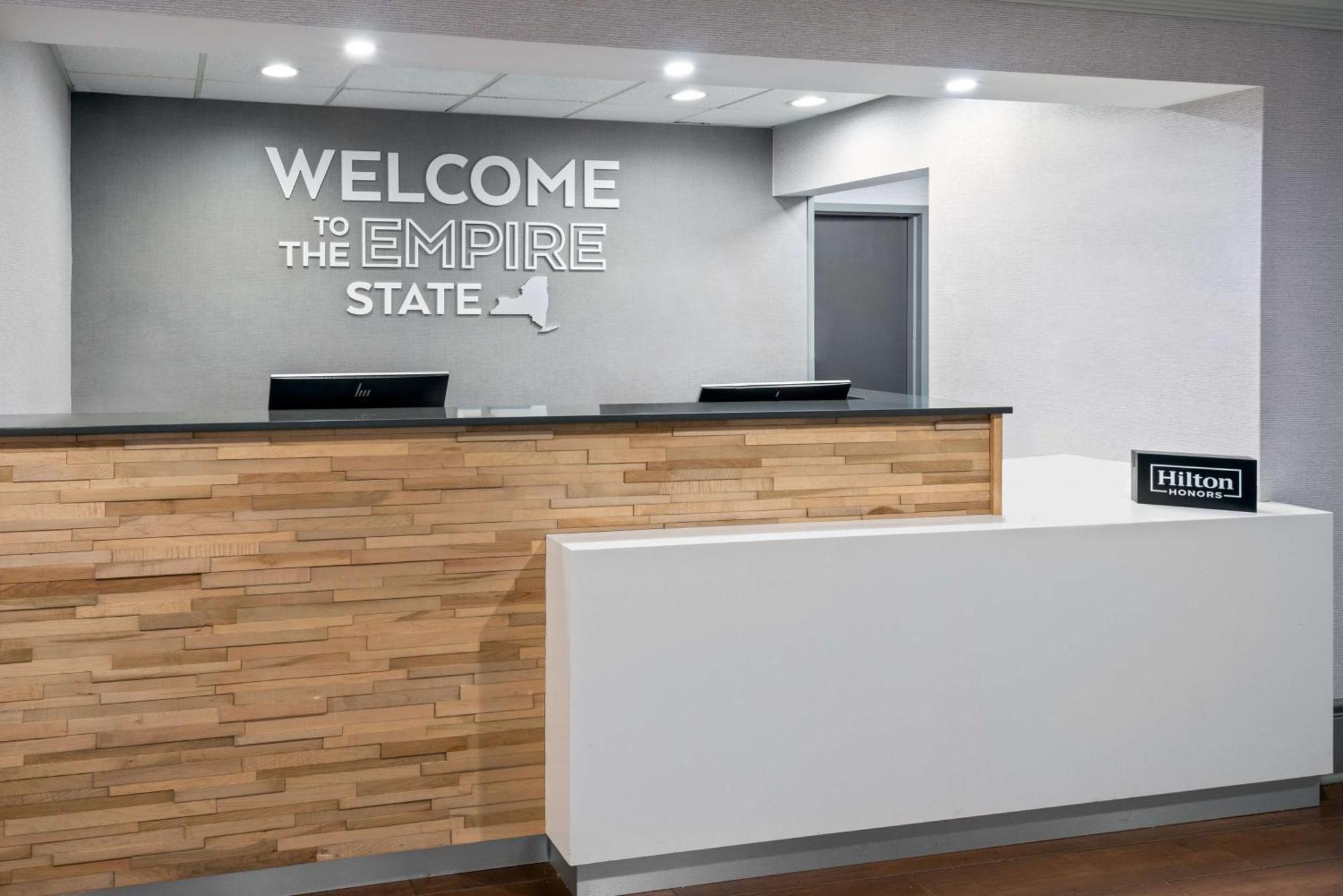Hampton Inn Buffalo-Airport Galleria Mall Cheektowaga Zewnętrze zdjęcie