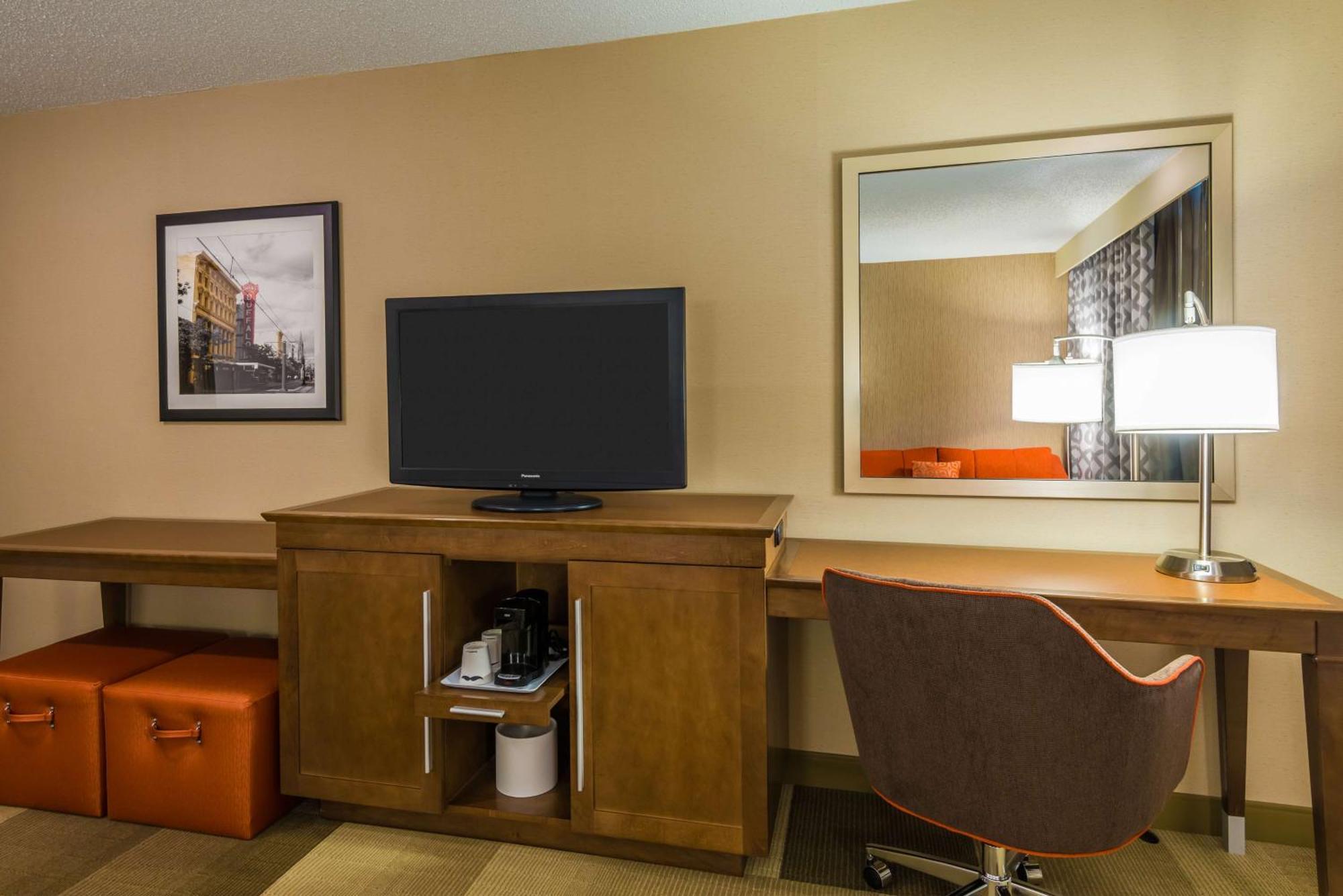 Hampton Inn Buffalo-Airport Galleria Mall Cheektowaga Zewnętrze zdjęcie